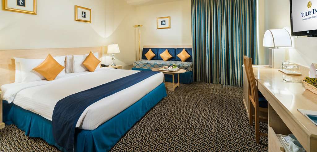 Tulip Inn Downtown Muskat Eksteriør bilde